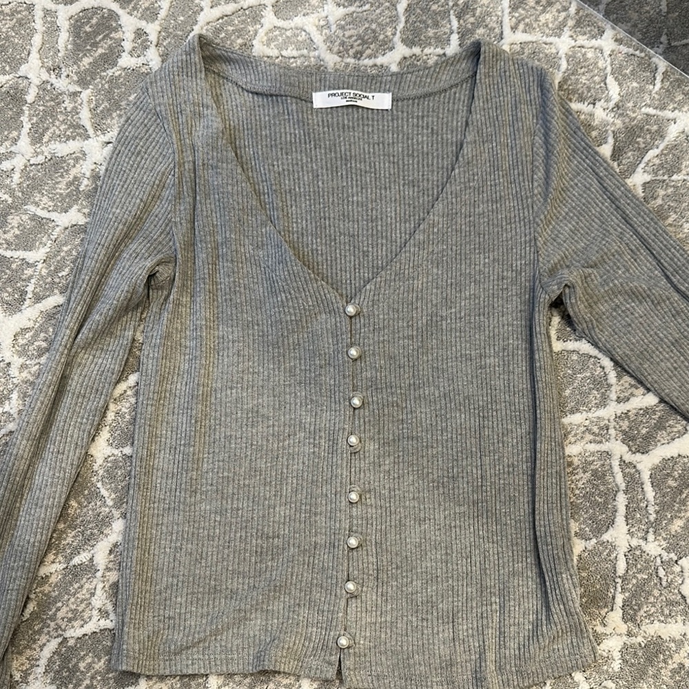 Gray Ribbed Button-Up Top - Picture 1 of 2